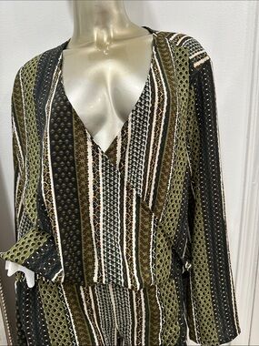 Elan Olive, Black & Cream Striped Wrap 2 piece set pants and shirt top size L